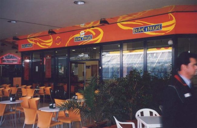 Proyecto restaurantes cadena Blanc i negre